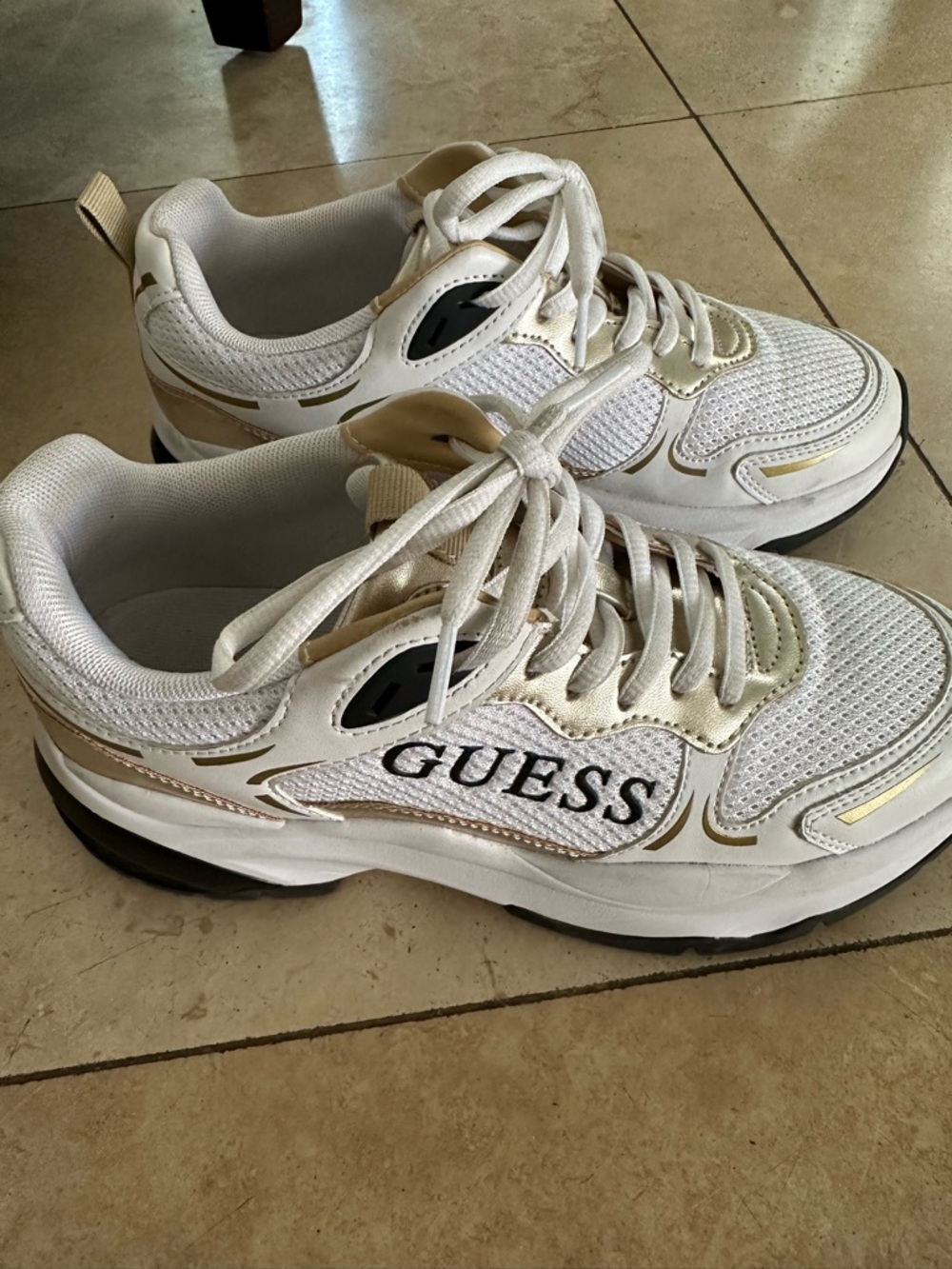 Guess White Sneakers with Gold Accents